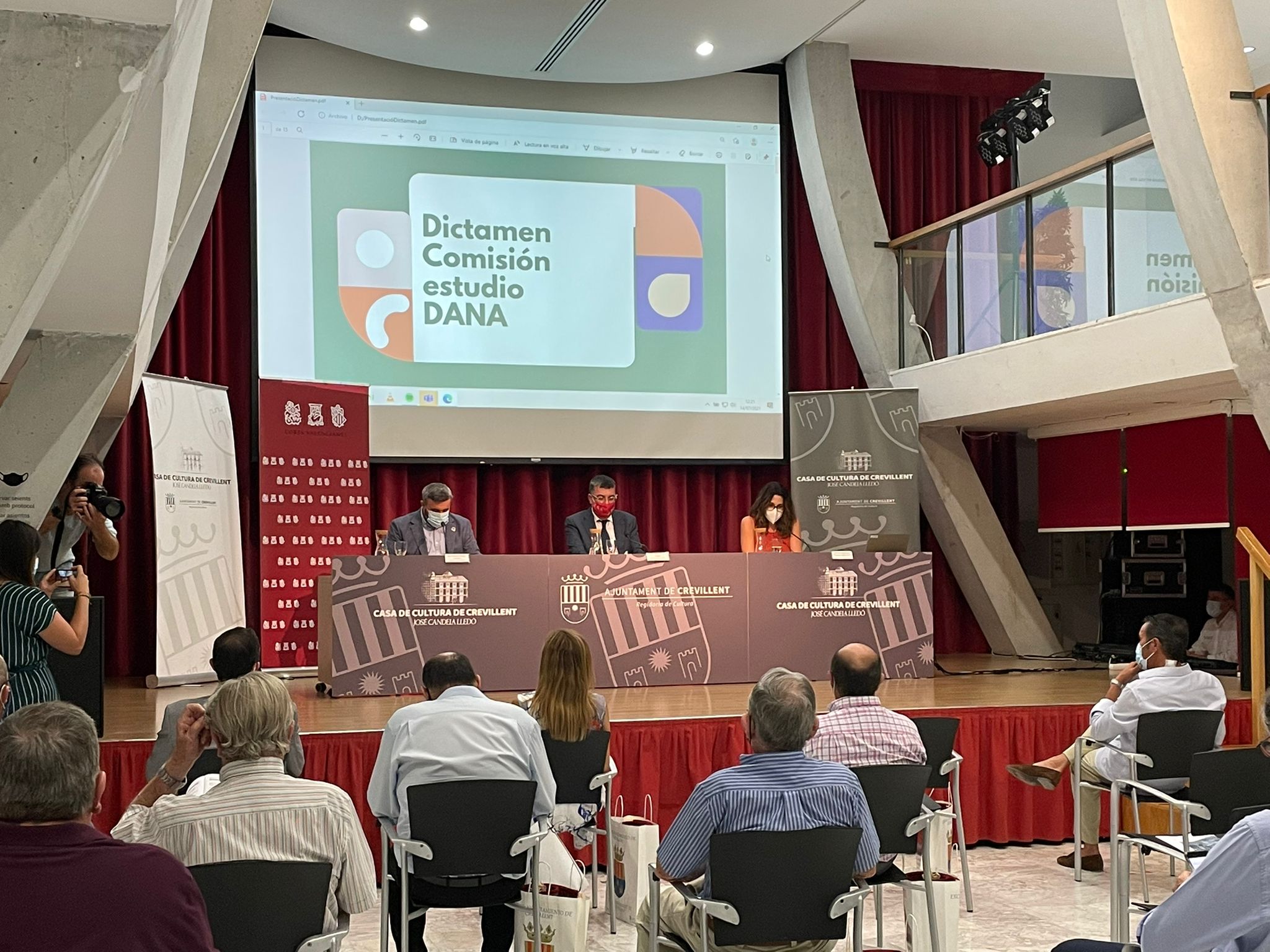 Presentació del dictamen de la comissió sobre la DANA a Crevillent Presentació del dictamen de la comissió sobre la DANA a Crevillent