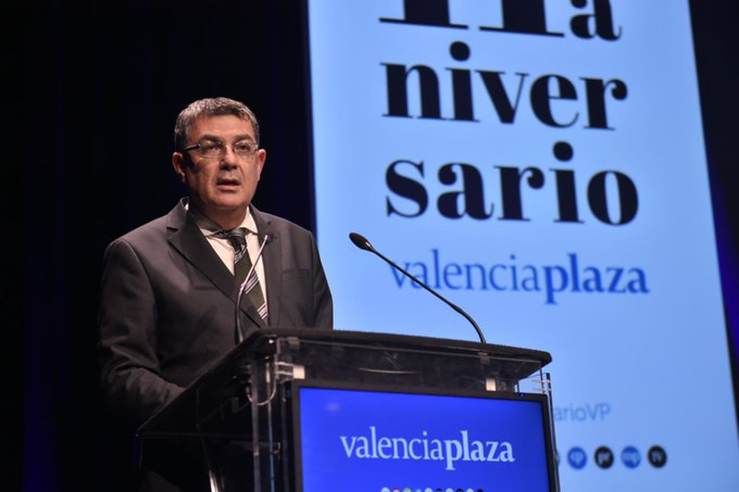 El president Morera en la gala de València Plaza