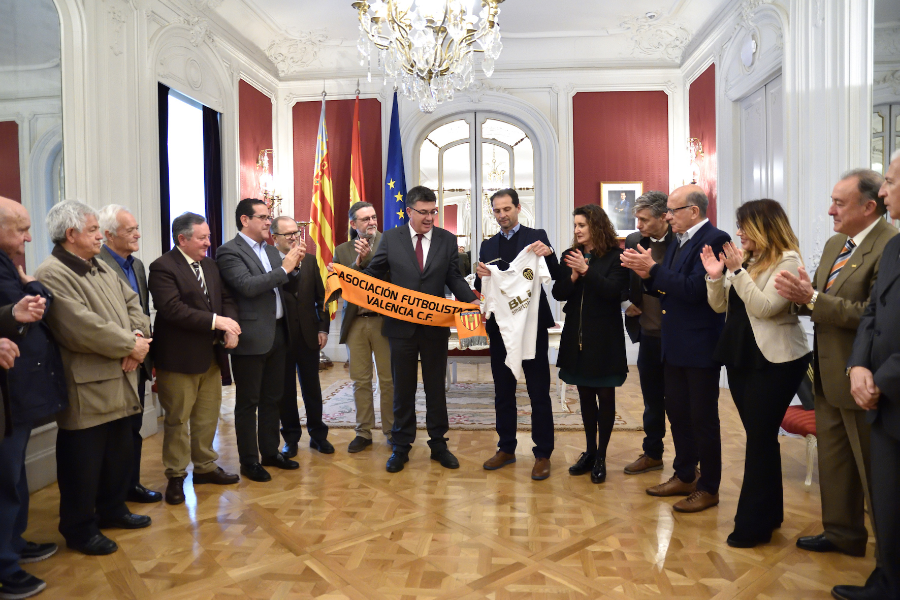 Visita dels ex jugadors del València CF