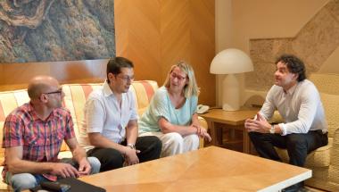Reunión con Calcsicova y Casda Reunión con Calcsicova y Casda