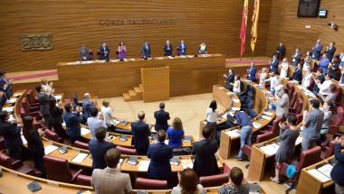 DECLARACIÓ INSTITUCIONAL CONTRA ELS ASSASSINATS MASCLISTES DECLARACIÓ INSTITUCIONAL CONTRA ELS ASSASSINATS MASCLISTES