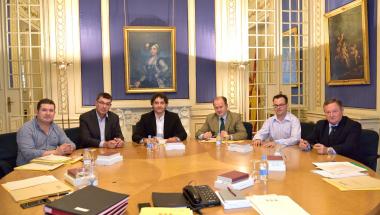 Reunió Mesa de les Corts Reunió Mesa de les Corts
