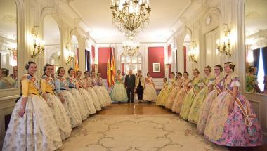 Les Falles arriben a les Corts Les Falles arriben a les Corts