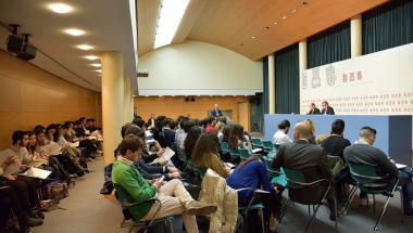 Curso de derecho parlamentario sobre el arte de legislar