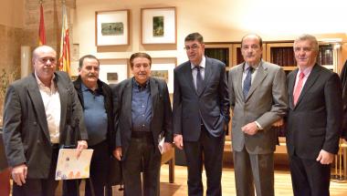 El President amb la delegació de CERMICV El President amb la delegació de CERMICV