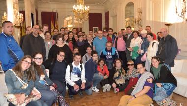 El President de les Corts, amb la visita d'ADIEM El President de les Corts, amb la visita d'ADIEM