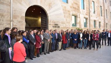 Concentració a les portes de les Corts Concentració a les portes de les Corts