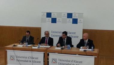 Conferència del President sobre identitat i institucions valencianes a la Universitat d’Alacant Conferència del President sobre identitat i institucions valencianes a la Universitat d’Alacant