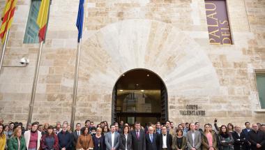 Solidaritat de Les Corts amb les víctimes del terrorisme masclista Solidaritat de Les Corts amb les víctimes del terrorisme masclista