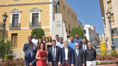 El President de les Corts reivindica la circumval·lació d’Oliva i el tren de la costa en la reunió de la Mesa celebrada al municipi El President de les Corts reivindica la circumval·lació d’Oliva i el tren de la costa en la reunió de la Mesa celebrada al municipi