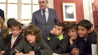 Les Corts reben per primera vegada al Sant Jordiet d’Alcoi Les Corts reben per primera vegada al Sant Jordiet d’Alcoi