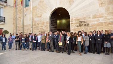 Les Corts condemnen els darrers assassinats de dones a Llíria i Còrdova Les Corts condemnen els darrers assassinats de dones a Llíria i Còrdova
