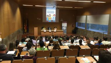Les Corts col·laboren al seminari d’ajuda a persones en risc d’exclusió Les Corts col·laboren al seminari d’ajuda a persones en risc d’exclusió