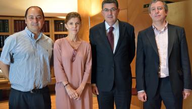 El President de Les Corts atén les peticions de l’Associació de Juristes Valencians en defensa del dret civil valencià El President de Les Corts atén les peticions de l’Associació de Juristes Valencians en defensa del dret civil valencià