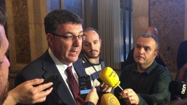El President defensa el treball i consensos de Les Corts en reunions i entrevistes a Barcelona El President defensa el treball i consensos de Les Corts en reunions i entrevistes a Barcelona