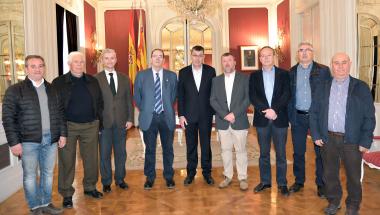 El President de les Corts rep a la directiva de Séquia Major de Sagunt El President de les Corts rep a la directiva de Séquia Major de Sagunt