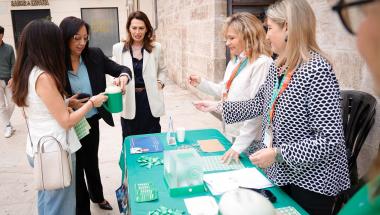 Les Corts Valencianes se unen a la Cuestación contra el Cáncer