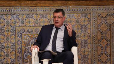 Conversaciones "federalismo y Europa"