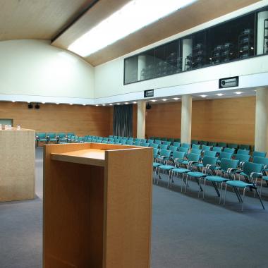 SALA VINATEA